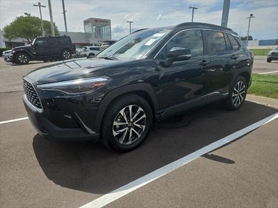 2025 Toyota Corolla Cross XLE