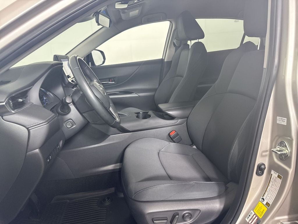 2023 Toyota Venza LE