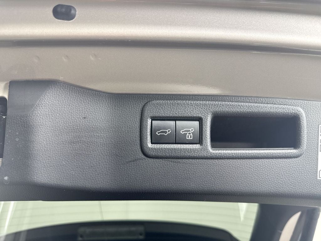 2023 Toyota Venza LE