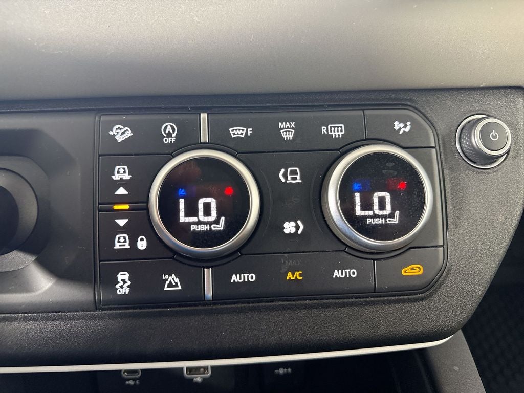 2022 Land Rover Defender 110 S