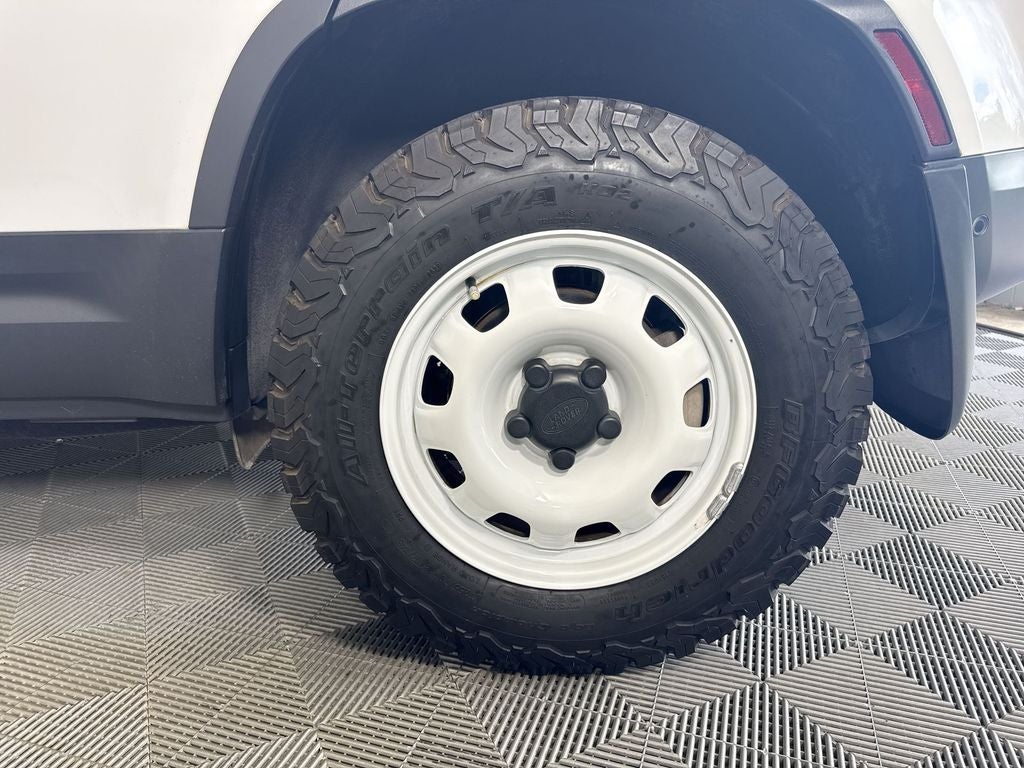 2022 Land Rover Defender 110 S