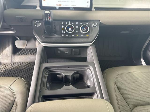 2022 Land Rover Defender 110 S