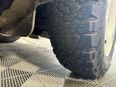 2022 Land Rover Defender 110 S