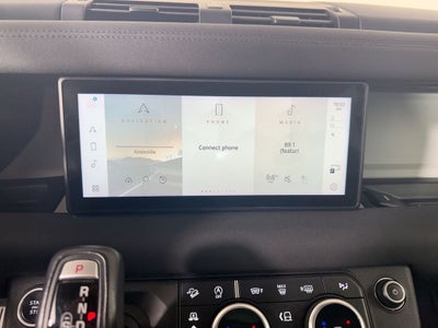 2020 Land Rover Defender 110 SE