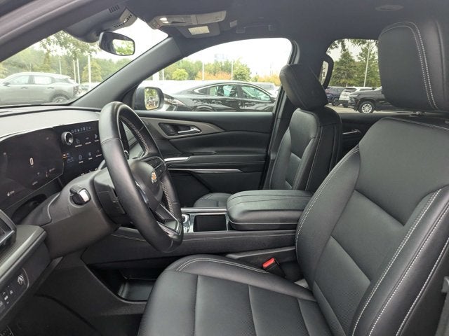 2025 Chevrolet Traverse FWD LT