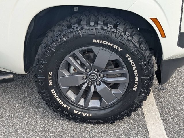 2025 Nissan Frontier SV