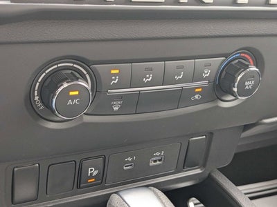 2025 Nissan Frontier SV
