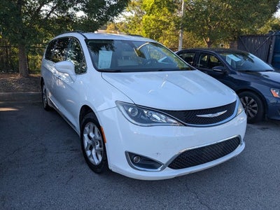 2017 Chrysler Pacifica Touring-L Plus