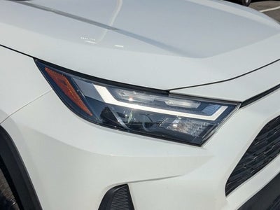 2022 Toyota RAV4 Hybrid XLE