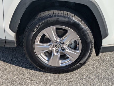 2022 Toyota RAV4 Hybrid XLE