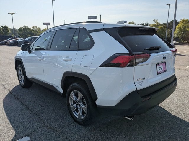 2022 Toyota RAV4 Hybrid XLE