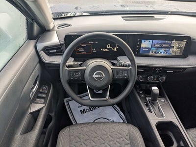 2025 Nissan Kicks SV