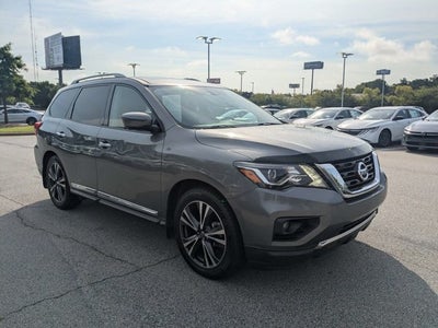 2020 Nissan Pathfinder Platinum