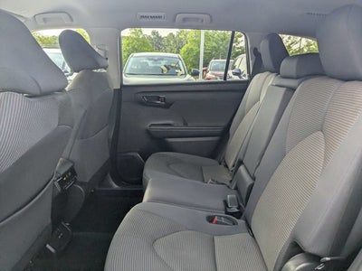 2025 Toyota Highlander LE