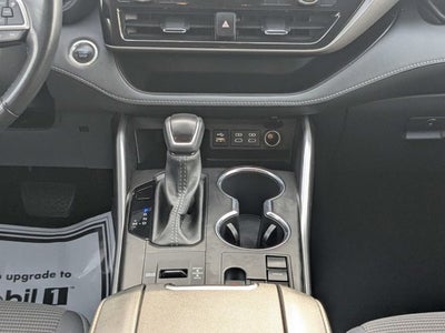 2025 Toyota Highlander LE