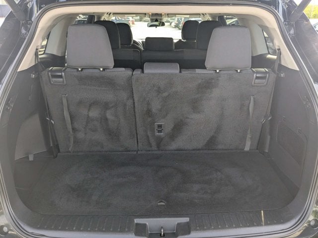 2025 Toyota Highlander LE