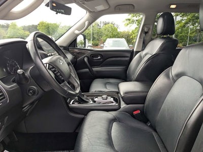 2024 INFINITI QX80 LUXE