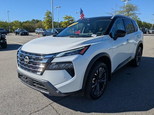 2025 Nissan Rogue SL