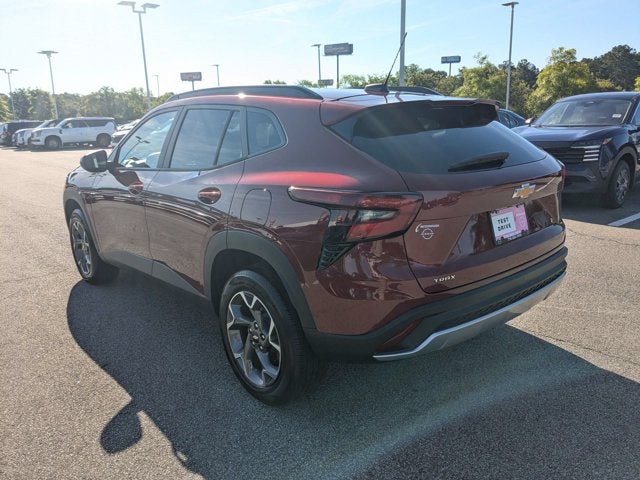 2025 Chevrolet Trax LT