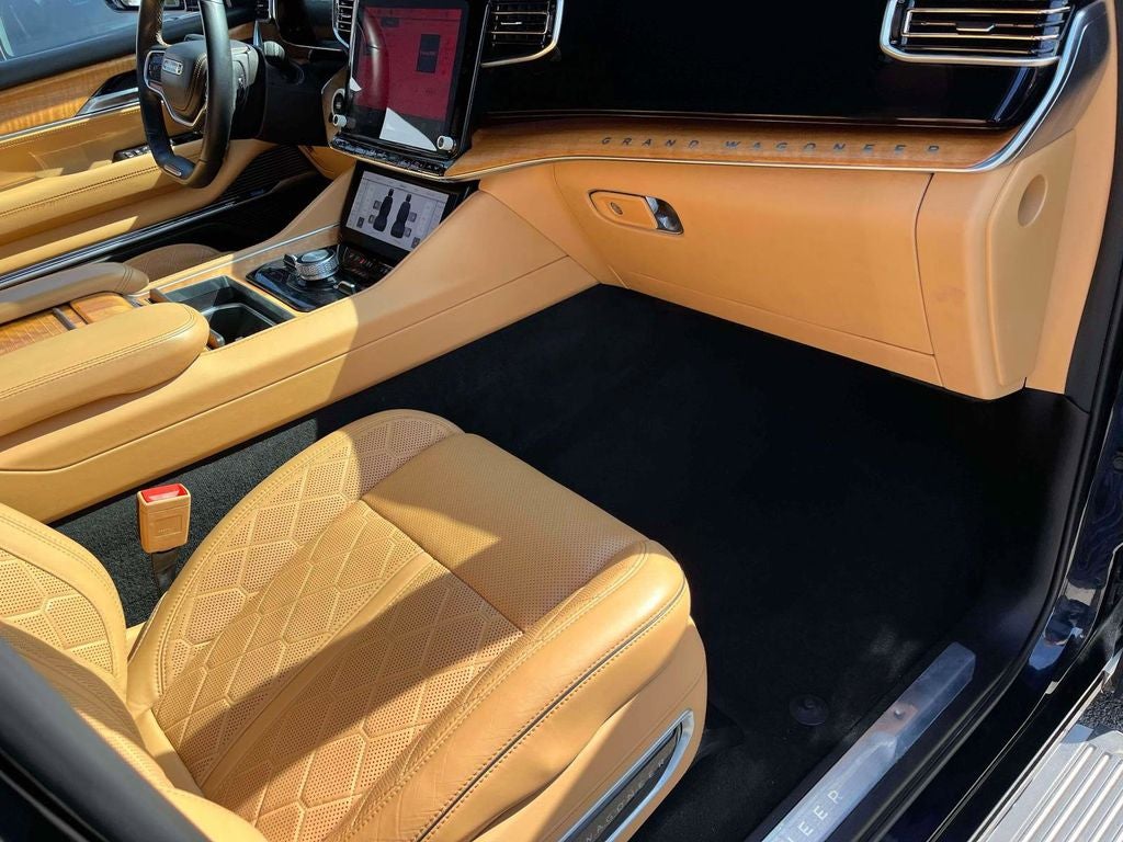 2022 Jeep Grand Wagoneer Series III