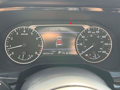 2024 Nissan Pathfinder SV