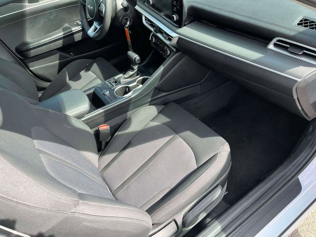 2022 Kia K5 LX