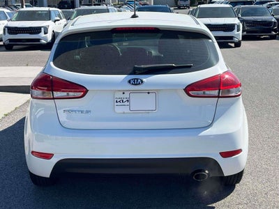 2017 Kia Forte5 LX