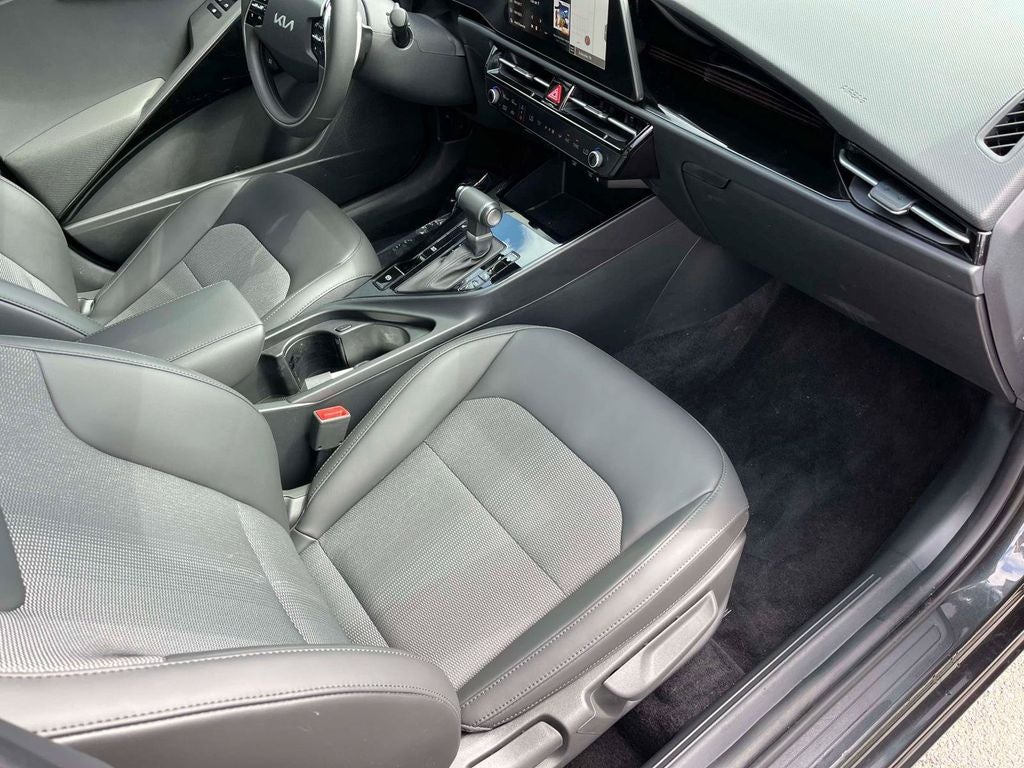 2025 Kia Niro EX