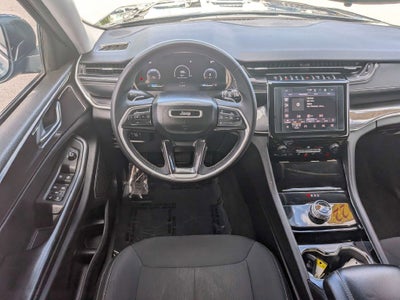 2022 Jeep Grand Cherokee Laredo