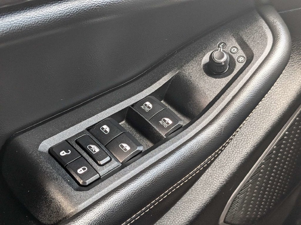 2022 Jeep Grand Cherokee Laredo