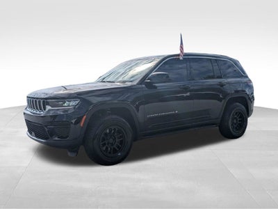 2022 Jeep Grand Cherokee Laredo