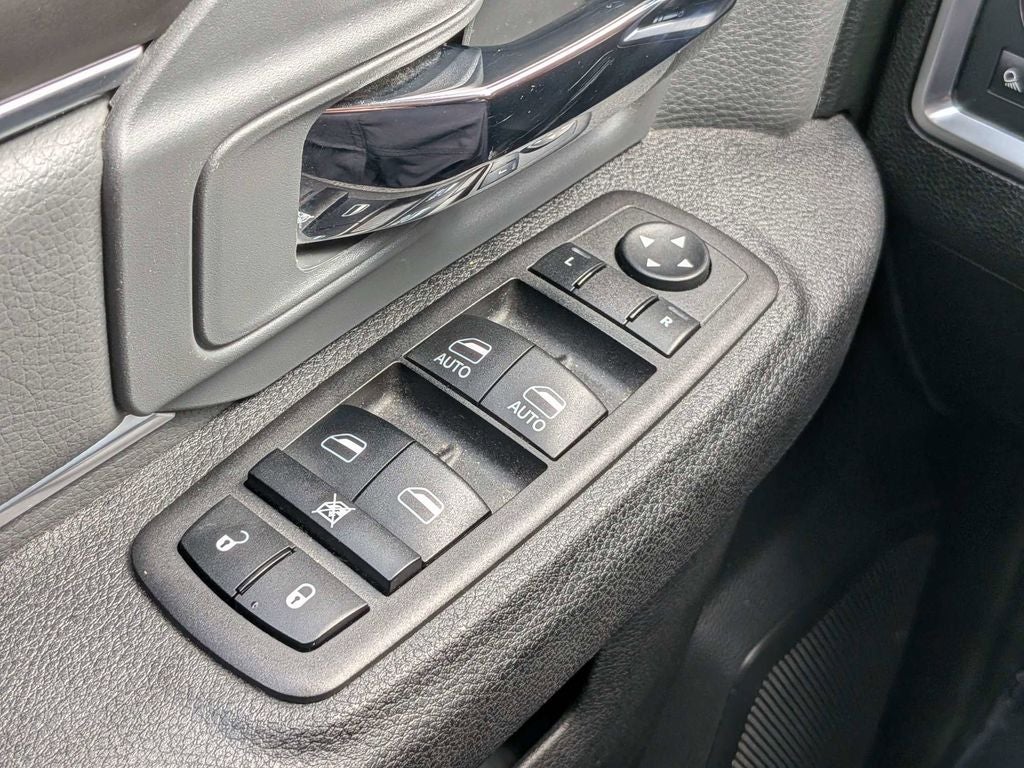 2024 RAM 1500 Classic SLT