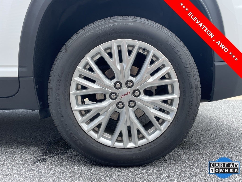 2024 GMC Acadia Elevation