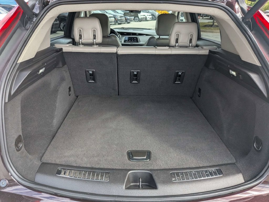 2021 Cadillac XT4 Premium Luxury