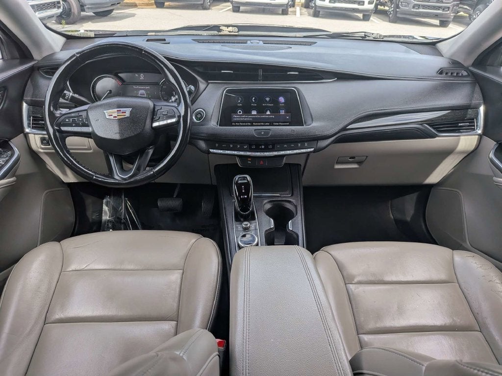 2021 Cadillac XT4 Premium Luxury