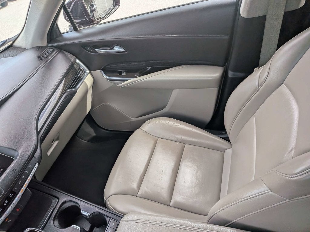 2021 Cadillac XT4 Premium Luxury