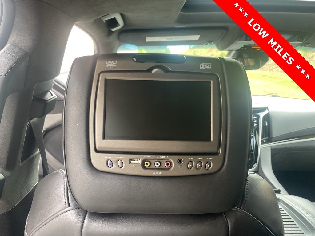 2019 Cadillac Escalade Platinum Edition