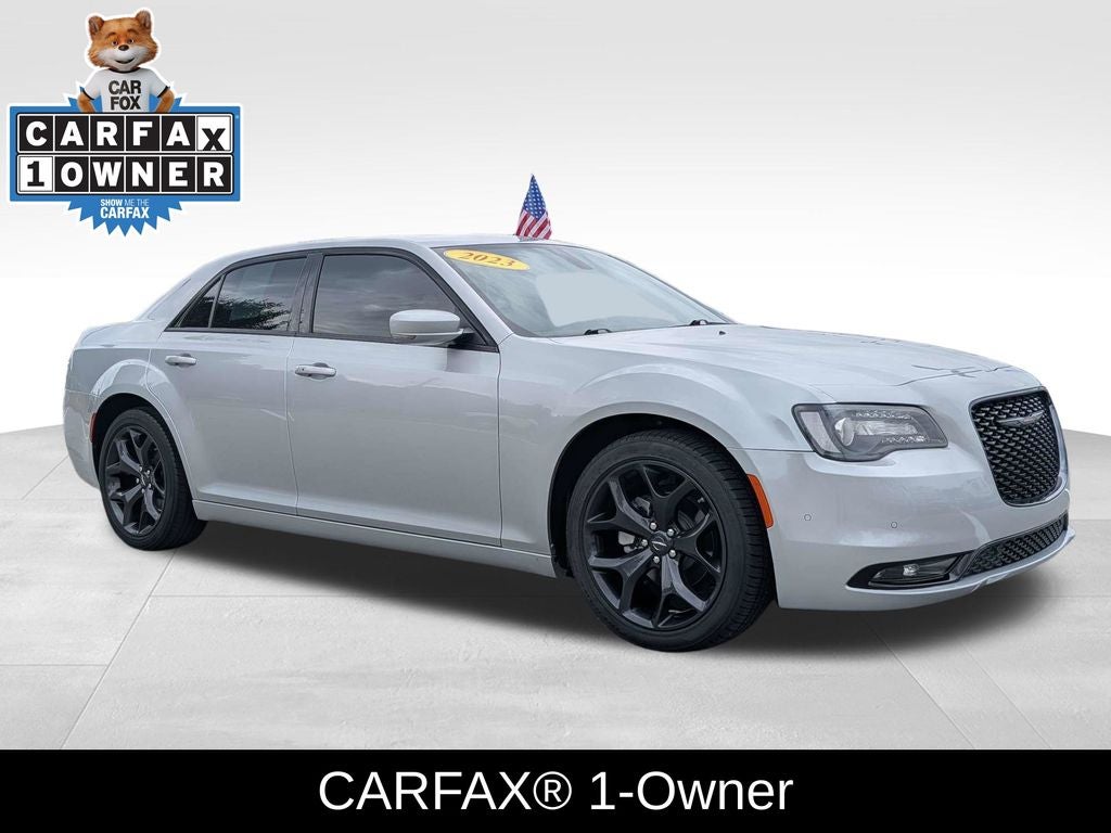 2023 Chrysler 300 S
