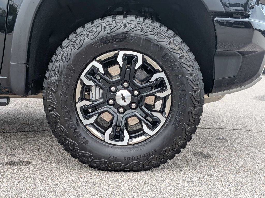 2025 Chevrolet Silverado 1500 ZR2
