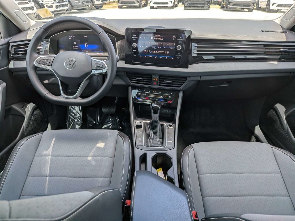 2025 Volkswagen Jetta 1.5T SE