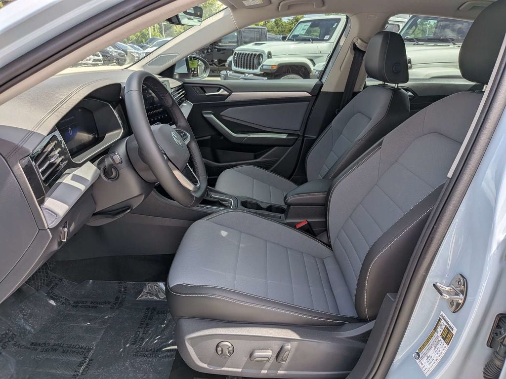 2025 Volkswagen Jetta 1.5T SE