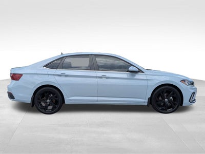 2025 Volkswagen Jetta 1.5T SE