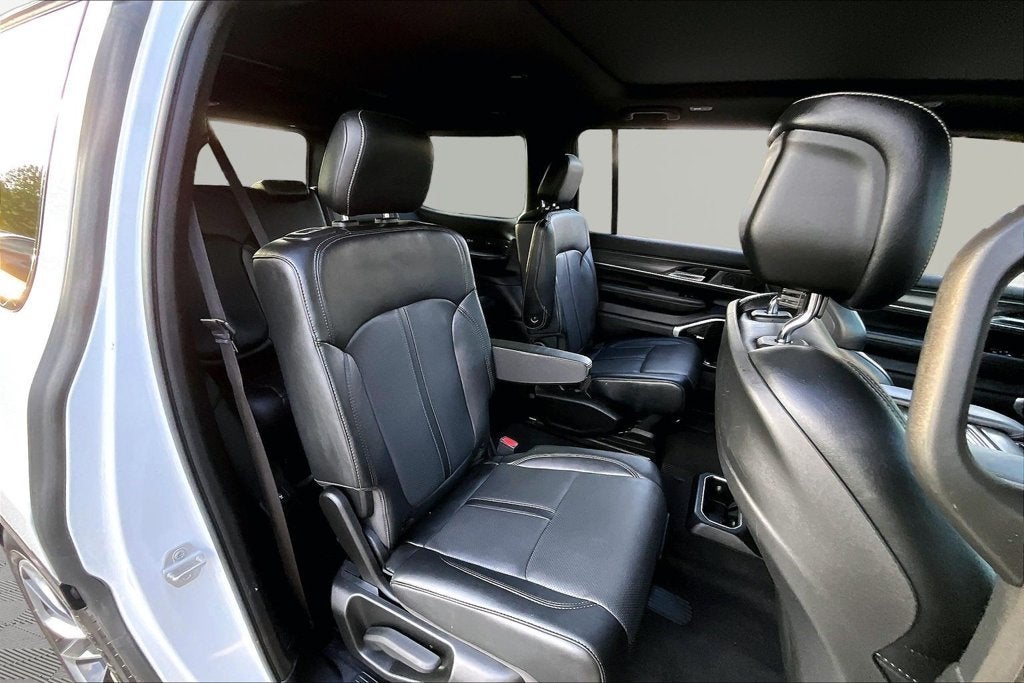 2023 Jeep Wagoneer Series III