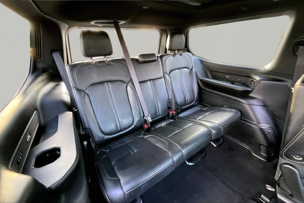 2023 Jeep Wagoneer Series III