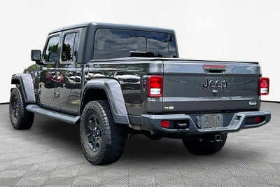 2022 Jeep Gladiator Overland