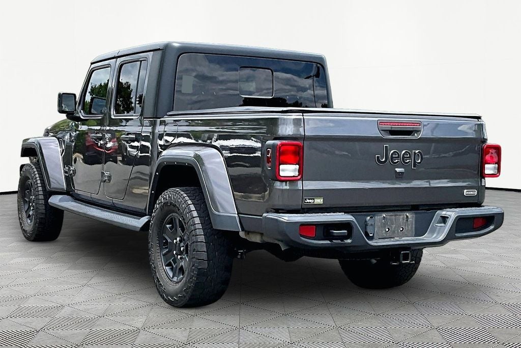 2022 Jeep Gladiator Overland