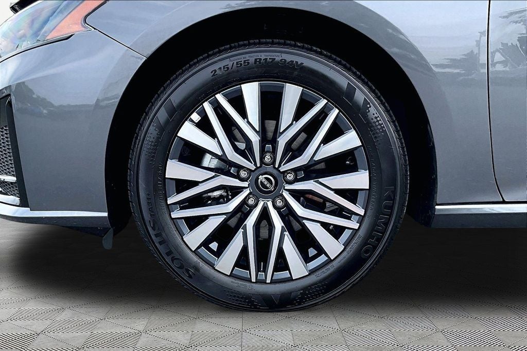 2026 Nissan Altima SV