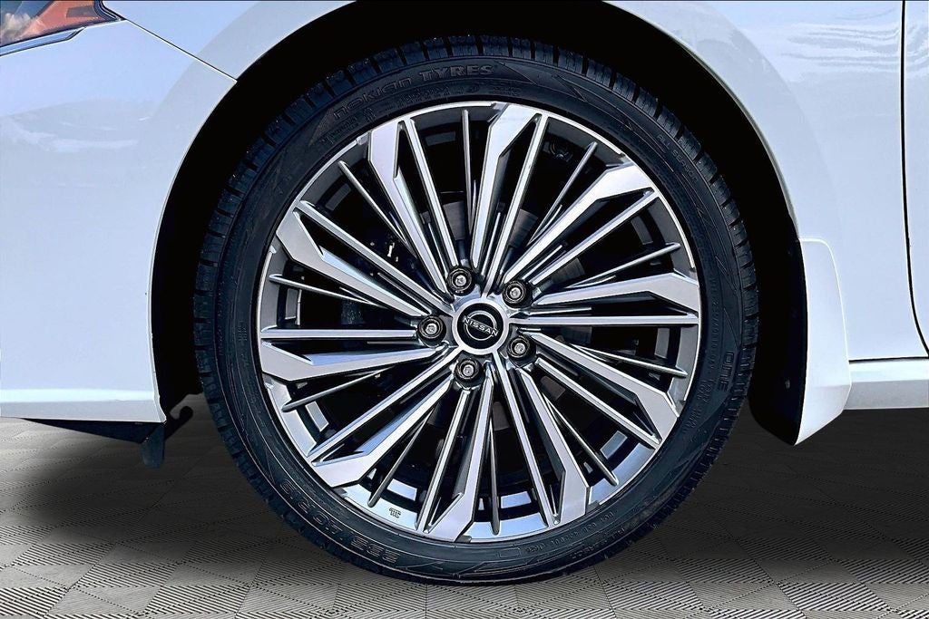 2023 Nissan Altima 2.5 SL