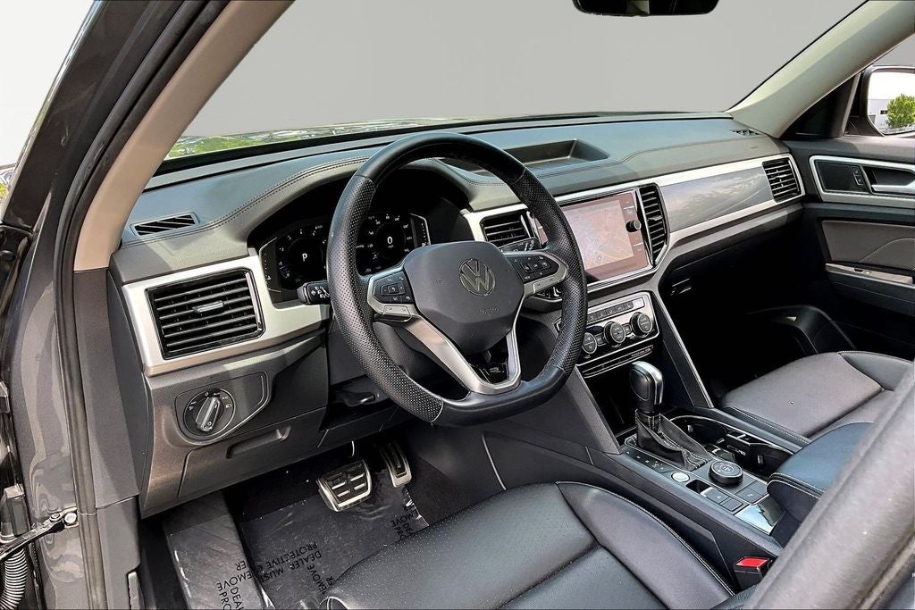 2023 Volkswagen Atlas 3.6L V6 SEL R-Line Black
