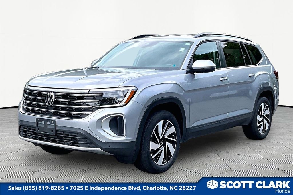 2025 Volkswagen Atlas 2.0T SE w/Technology
